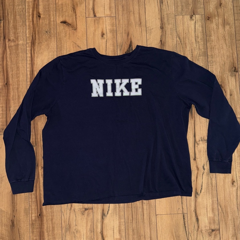 Nike long sleeve tee